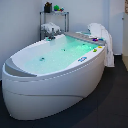 فندق مبيت وإفطار Viasparano 4*