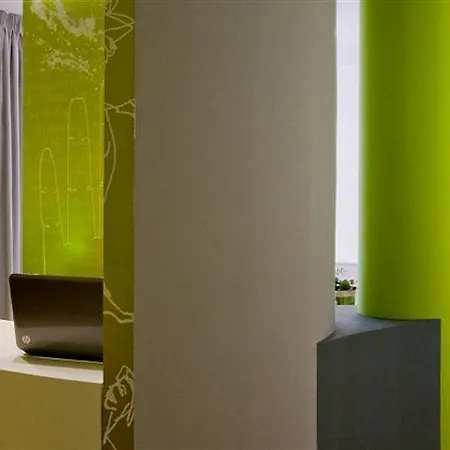 Couette-café Viasparano 3*