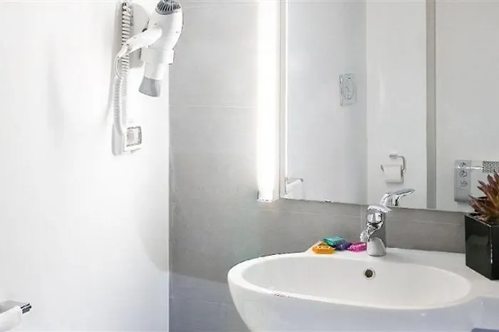 Viasparano Alojamento de Acomodação e Pequeno-almoço 4*